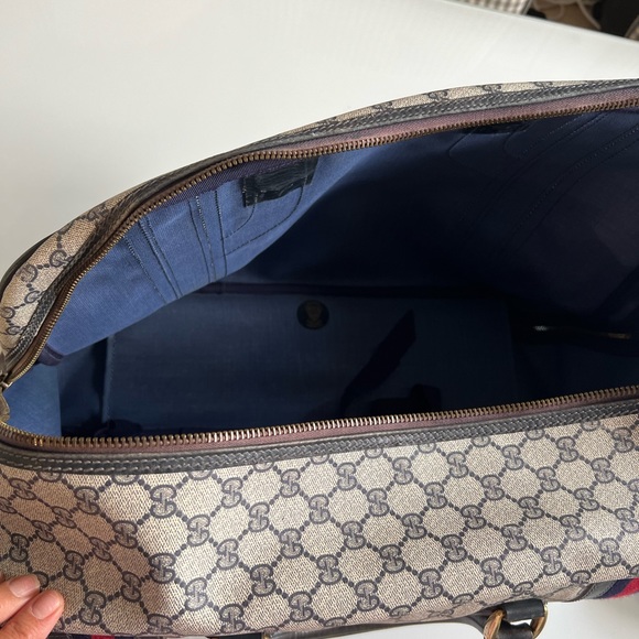 Gucci Duffle Bag - Picture 2 of 14